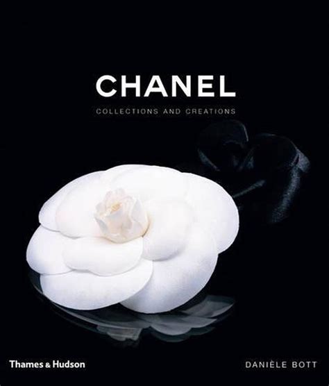 Chanel collections and creations book